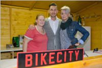 Spendenbergabe von Bikecity, 03.10.2015