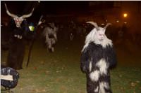 Perchtenlauf am Ebenfurther Adventmarkt, 28.11.2015