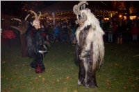 Perchtenlauf am Ebenfurther Adventmarkt, 28.11.2015