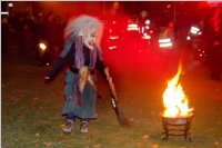 Perchtenlauf am Ebenfurther Adventmarkt, 28.11.2015