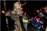 Perchtenlauf am Ebenfurther Adventmarkt, 28.11.2015