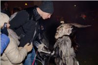 Perchtenlauf am Ebenfurther Adventmarkt, 28.11.2015