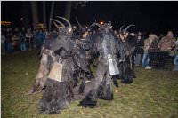 Perchtenlauf am Ebenfurther Adventmarkt, 26.11.2016