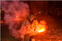 Perchtenlauf am Ebenfurther Adventmarkt, 02.12.2017