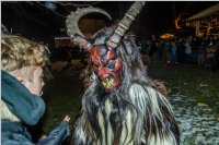 Perchtenlauf am Ebenfurther Adventmarkt, 02.12.2017