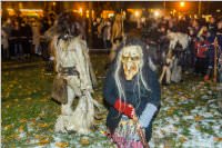 Perchtenlauf am Ebenfurther Adventmarkt, 02.12.2017