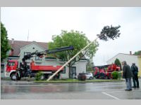 Maibaum der FF Neufeld, 03.05.2014