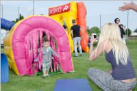 Kindergarten: Abschlussfest mit Hopsi Hopper, 29.05.2015