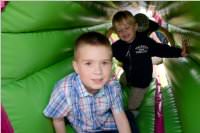 Kindergarten: Abschlussfest mit Hopsi Hopper, 29.05.2015