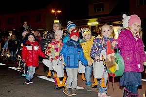 Laternenfest im Kindergarten Neufeld, 06.11.2015