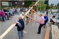 Maibaumaufstellung am Mobilheimplatz, 30.04.2015