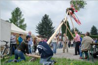 Maibaumaufstellung am Mobilheimplatz, 30.04.2015