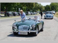 Oldtimer-Fahrt durch Neufeld, 22.06.2013