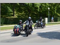 Oldtimer-Fahrt durch Neufeld, 22.06.2013