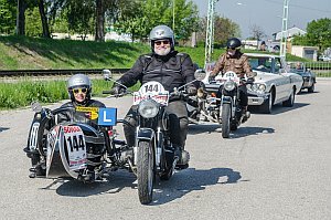 Oldtimerrallye durch Neufeld, 06.05.2016