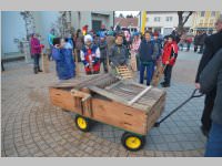 Osterratschen in Neufeld, 28.03.2013