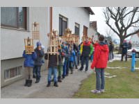 Osterratschen in Neufeld, 28.03.2013