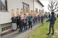Osterratschen in Neufeld, 26.03.2016