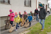 Osterratschen in Neufeld, 26.03.2016