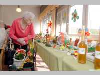 Osterbasar im Neufelder Pflegeheim, 11.04.2014