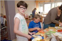 VS Neufeld Gesunde Ernhrung kocht im Pflegeheim, 15.06.2015