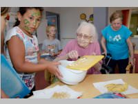 VS Neufeld Gesunde Ernhrung kocht im Pflegeheim, 16.06.2014