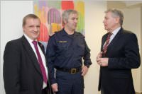 LT-Präsident Steier besucht Neufelder Polizei, 17.03.2015