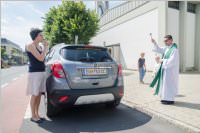 Fahrzeugsegnung in Neufeld, 24.07.2016
