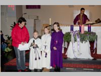 Roratefrhstck mit Volksschlern in Neufeld, 18.12.2014