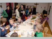 Roratefrhstck mit Volksschlern in Neufeld, 18.12.2014