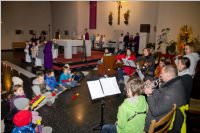 Roratefrhstck mit Volksschlern in Neufeld, 10.12.2015