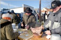Sauschdelessen in Neufeld Dorf, 31.12.2015