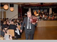 16. Stadtball in Neufeld, 10.01.2015
