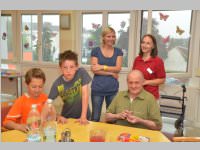 VS 4a besucht das Pflegeheim, 02.05.2013