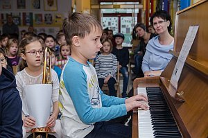 VS Neufeld: Konzert in der Schulaula, 23.12.2016