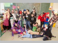 Fasching in der Volksschule Neufeld, 17.02.2015