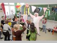 Fasching in der Volksschule Neufeld, 17.02.2015