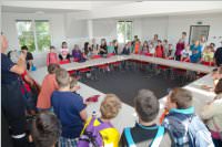 4. Klassen der VS Neufeld besuchen die FF Neufeld, 18.06.2015