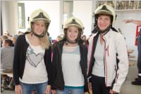 4. Klassen der VS Neufeld besuchen die FF Neufeld, 18.06.2015