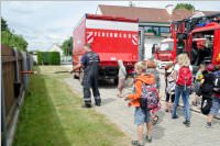 4. Klassen der VS Neufeld besuchen die FF Neufeld, 18.06.2015