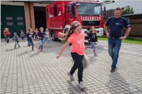 2. Klassen der VS Neufeld besuchen die FF Neufeld, 18.05.2016