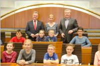 VS Neufeld besucht Landeshauptmann Niessl, 14.04.2015
