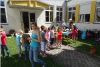 VS Neufeld: Langos im Schulgarten, 28.06.2016