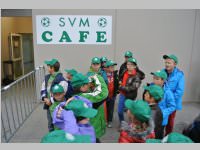 Volksschler beim Match Mattersburg vs. Liefering, 20.09.2013