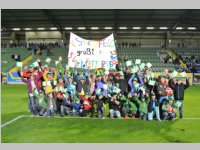 Volksschler beim Match Mattersburg vs. Liefering, 20.09.2013