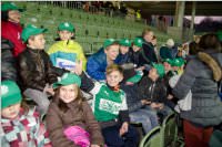 Volksschler beim Match Mattersburg vs. FAC, 20.03.2015
