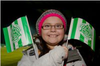 Volksschler beim Match Mattersburg vs. FAC, 20.03.2015