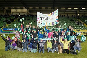 Volksschler beim Match Mattersburg vs. FAC, 20.03.2015