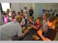 Sternenstaub und Regenbogen f�r die VS Neufeld, 15.05.2013