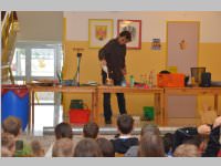 Science Buster in der VS Neufeld, 21.03.2013